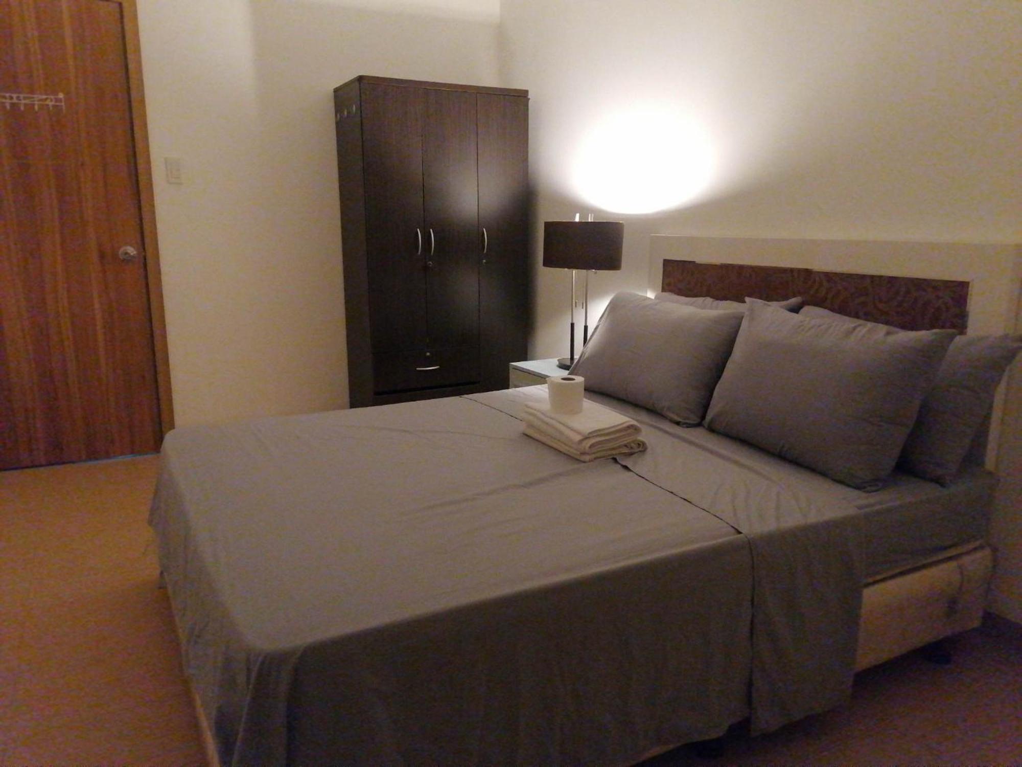 Roxas Blvd Stunning Studio Condo Near Us Embassy Manille Extérieur photo